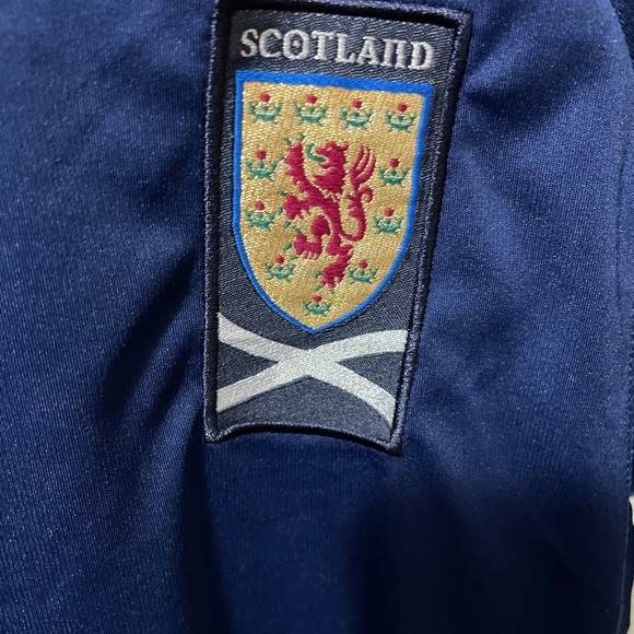 2008 Scotland Home soccer jersey. Medium size. - Picture 2 of 8